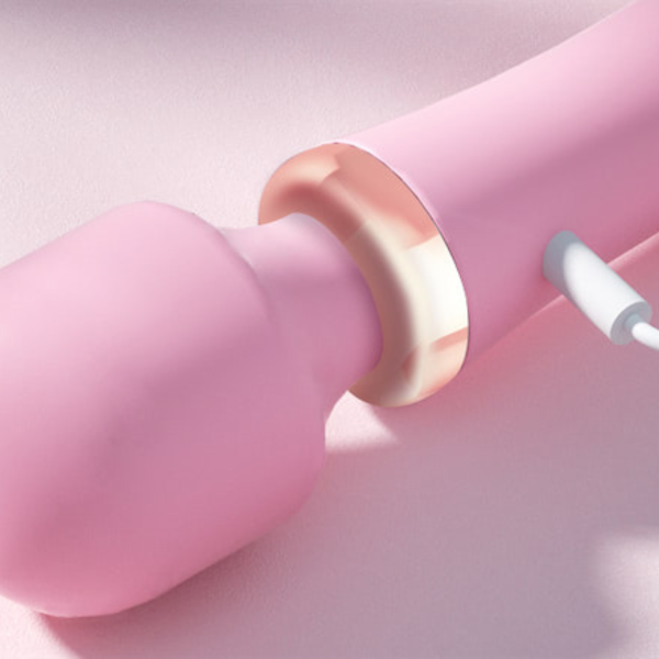 Vibrador recarregável Dupla estimulação Vibrador ponto G Massageador clitoriano Modos de vibração Função de aquecimento Brinquedo sexual de luxo Vibrador para casais Autodescoberta sexual Vibrador silicone seguro Prazer intensificado Experiência de prazer única Vibrador com controle independente Brinquedo sexual recarregável USB Acessório erótico premium