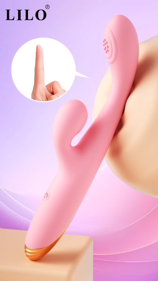 vibrador ponto g, vibrador recarregável, dupla estimulação, design sofisticado, sensações sublimes, prazer elevado, experiências íntimas, máxima satisfação, funcionalidade moderna, design de vanguarda, cabeça flexível, estímulos localizados, zonas erógenas, necessidades sensoriais, 10 modos de vibração, vibrações personalizáveis, um único botão, uso intuitivo, sem complicações, silicone + ABS, suavidade, segurança, durável, ecológico, bem-estar sensorial, autodescoberta, deleite incomparável, comprar vibrador ponto g, prazer pessoal, vibrador para mulheres, orgasmo feminino, intensificar o prazer, autoconhecimento, exploração íntima, jornada de prazer, novas alturas de prazer, produto erótico, brinquedo sexual, saúde sexual, vibrador com dupla estimulação, dimensões 18 cm, diâmetro 2,4 cm, peso 123g, manutenção fácil, lubrificante à base de água, vibrador LILO